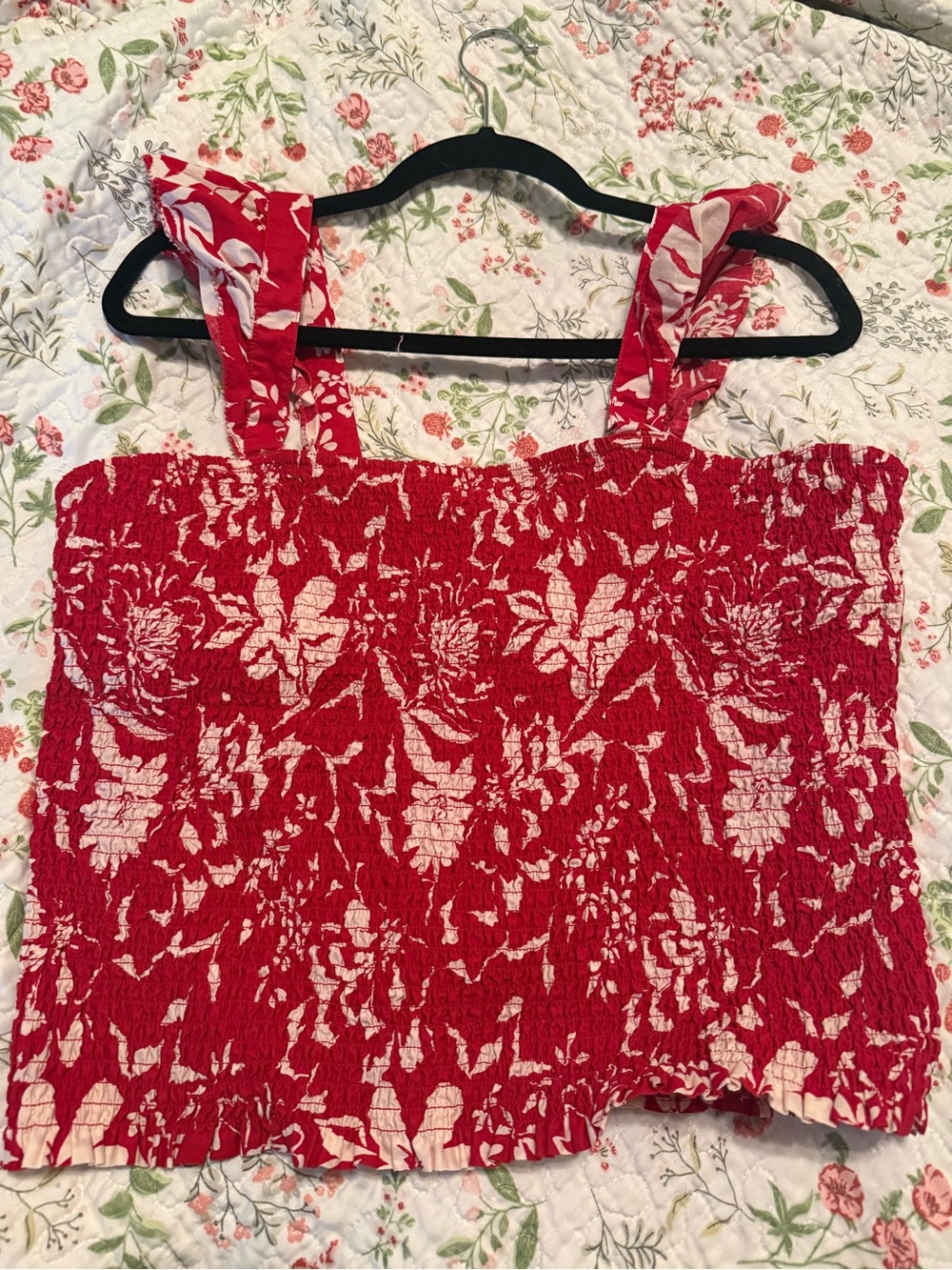 Old Navy Red and White Smocked Sleeveless Tank Top